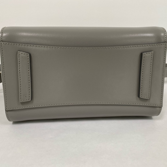 Givenchy mini Antigona in smooth grey leather - Picture 4 of 11